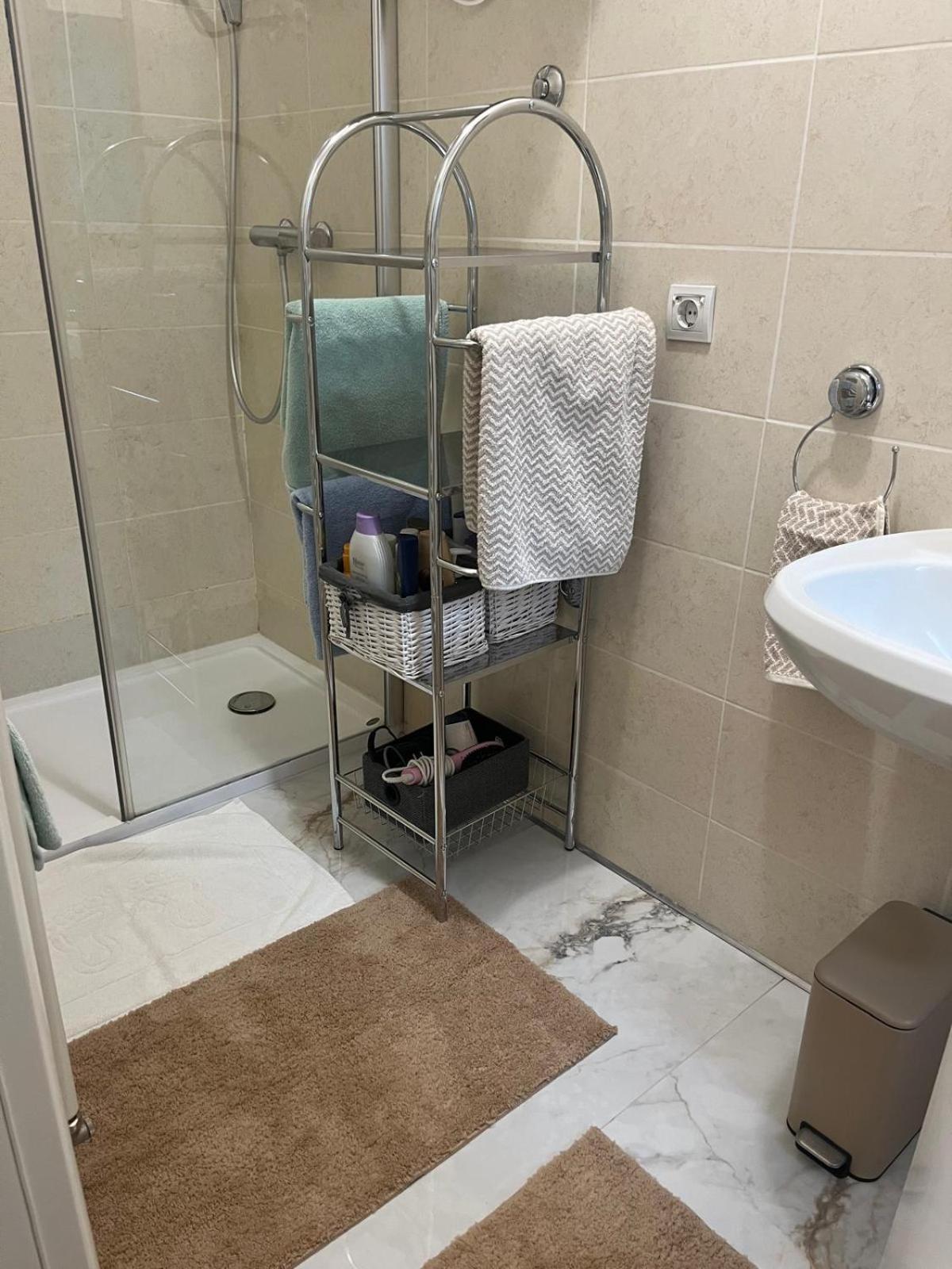 Apartment พูลา ภายนอก รูปภาพ